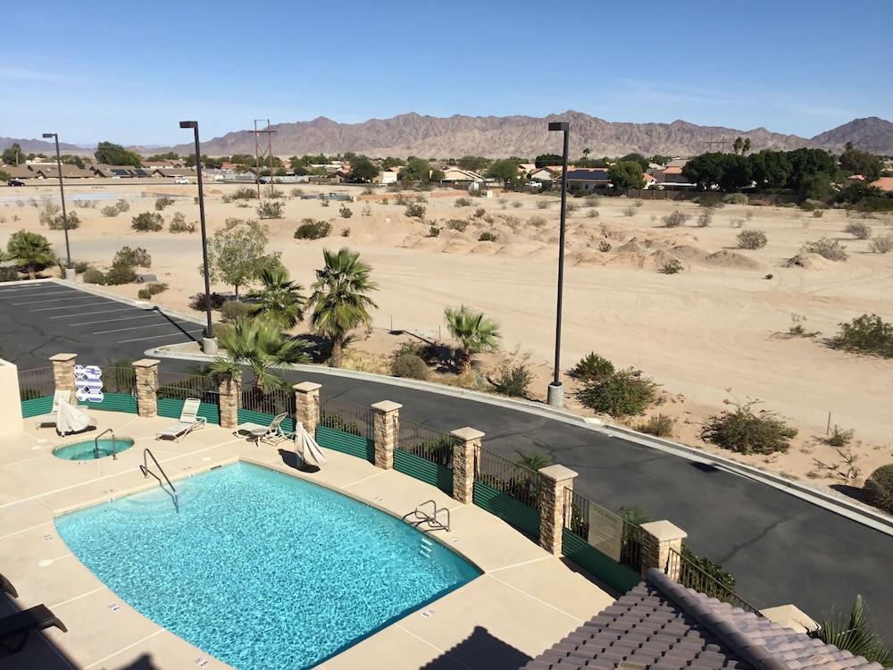 Comfort Inn And Suites Yuma I-8 Εξωτερικό φωτογραφία
